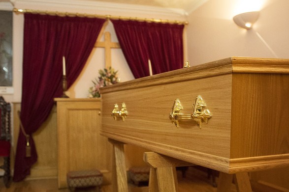 Personal arrangements with best Funerals - private chapel of rest